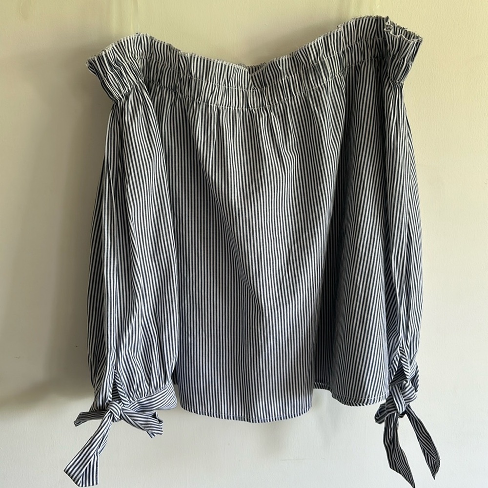 American Eagle blouse